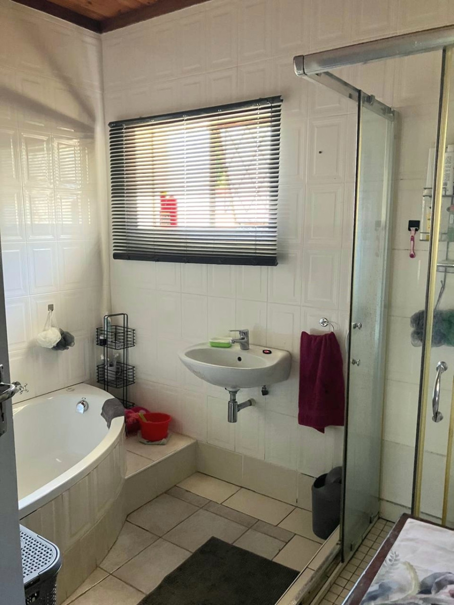 To Let 3 Bedroom Property for Rent in Levyvale Eastern Cape